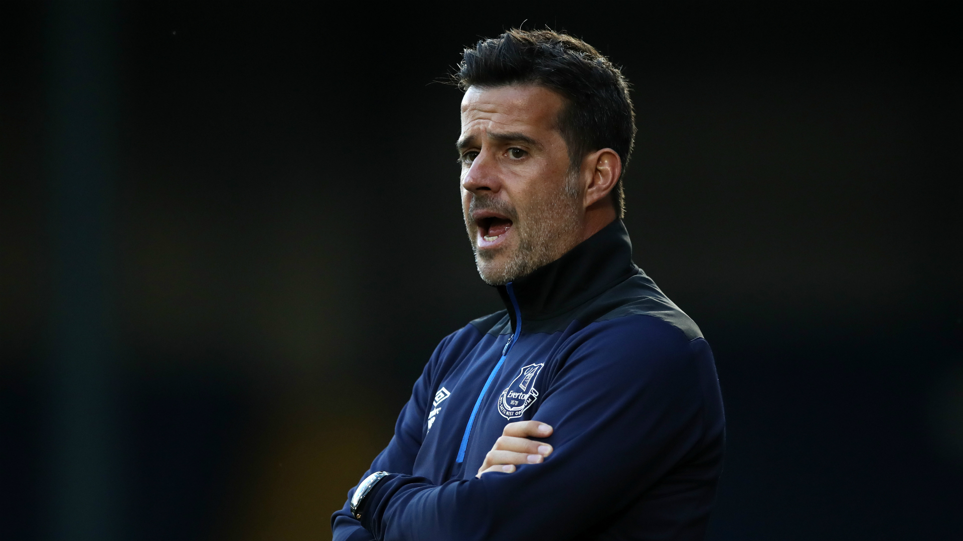 通过游说操 通过游说操